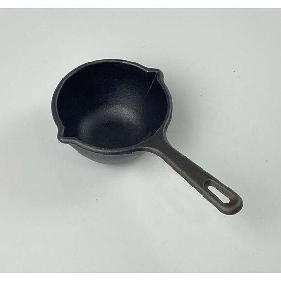 VTG Lodge Cast Iron MPR Small Double Spout 2 Cup Ladle Melting Dipper Pot USA CQ - Picture 1 of 6
